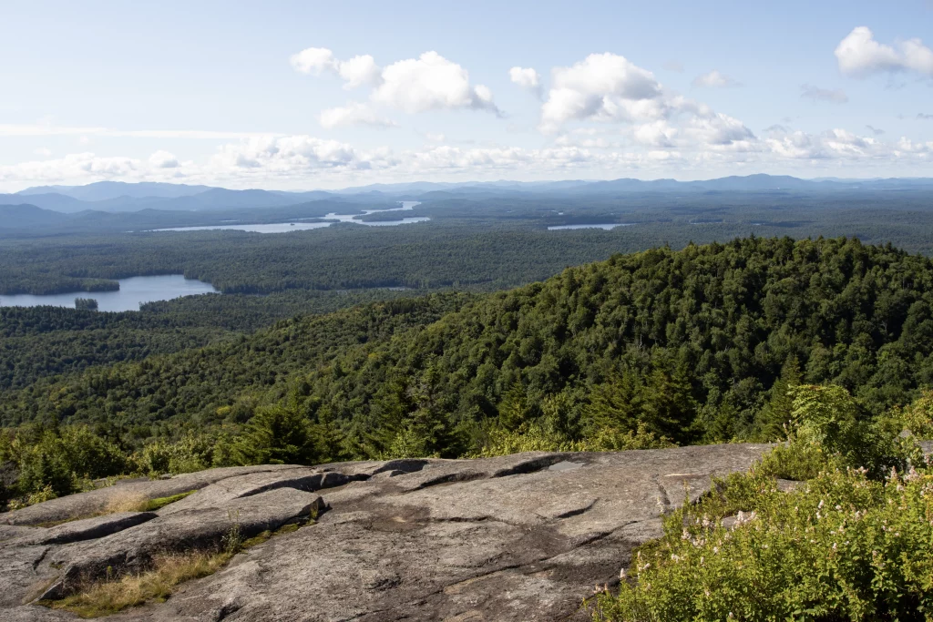 Most of the peak is open face rock, like this section on the right.