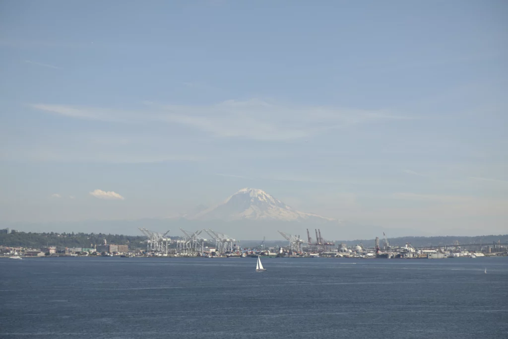 Mount Rainer can be seen far off in the distance.